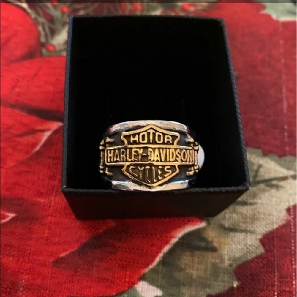HD Men's Gold Rings Size 10 Vintage